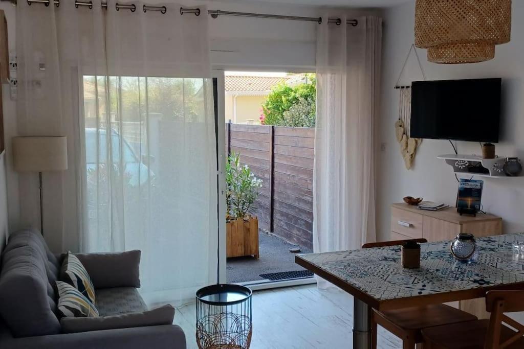 Appartement 2 Pieces, 1 Chambre, Terrasse Gujan-Mestras Extérieur photo